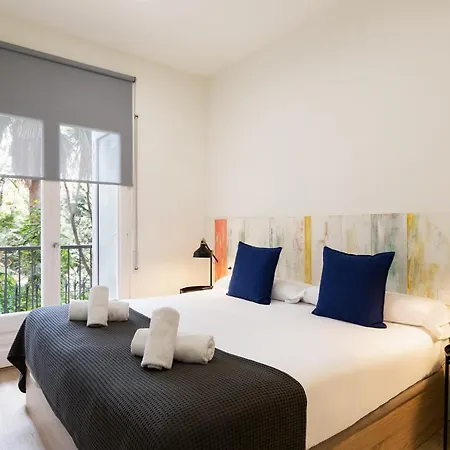 Group Dreams Apartment