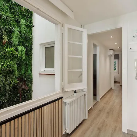 Apartment Group Dreams *