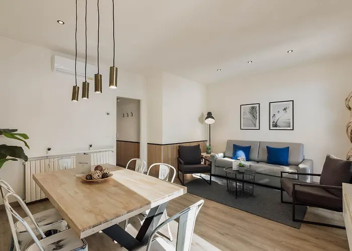 Group Dreams Apartamento